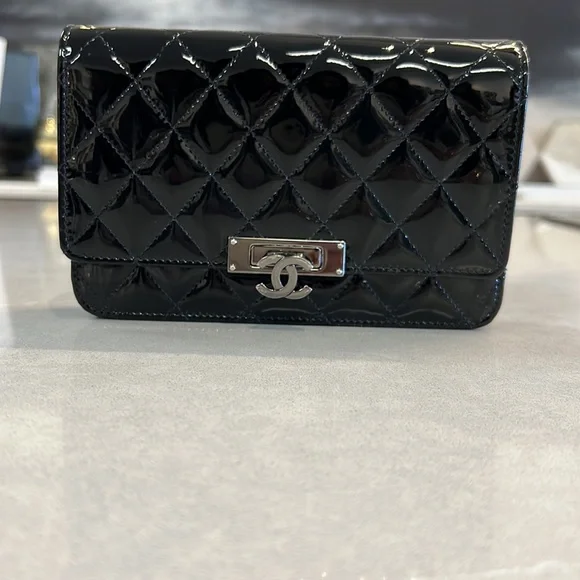 Patent leather black mini crossbody bag. - Picture 2 of 5